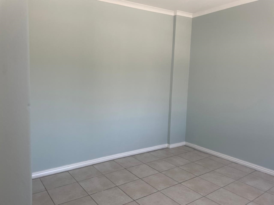 To Let 1 Bedroom Property for Rent in Southfield Western Cape